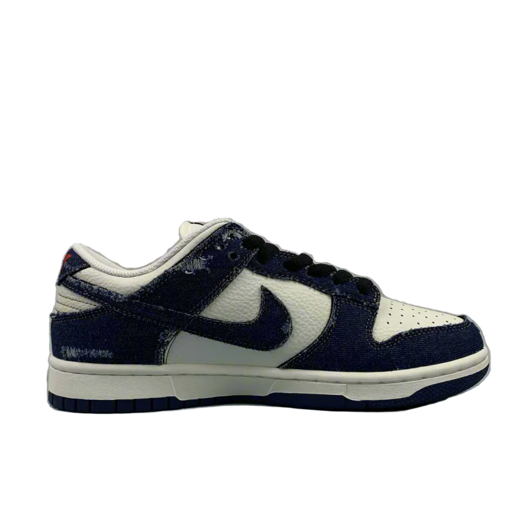 Nike Vintage Navy Sneakers