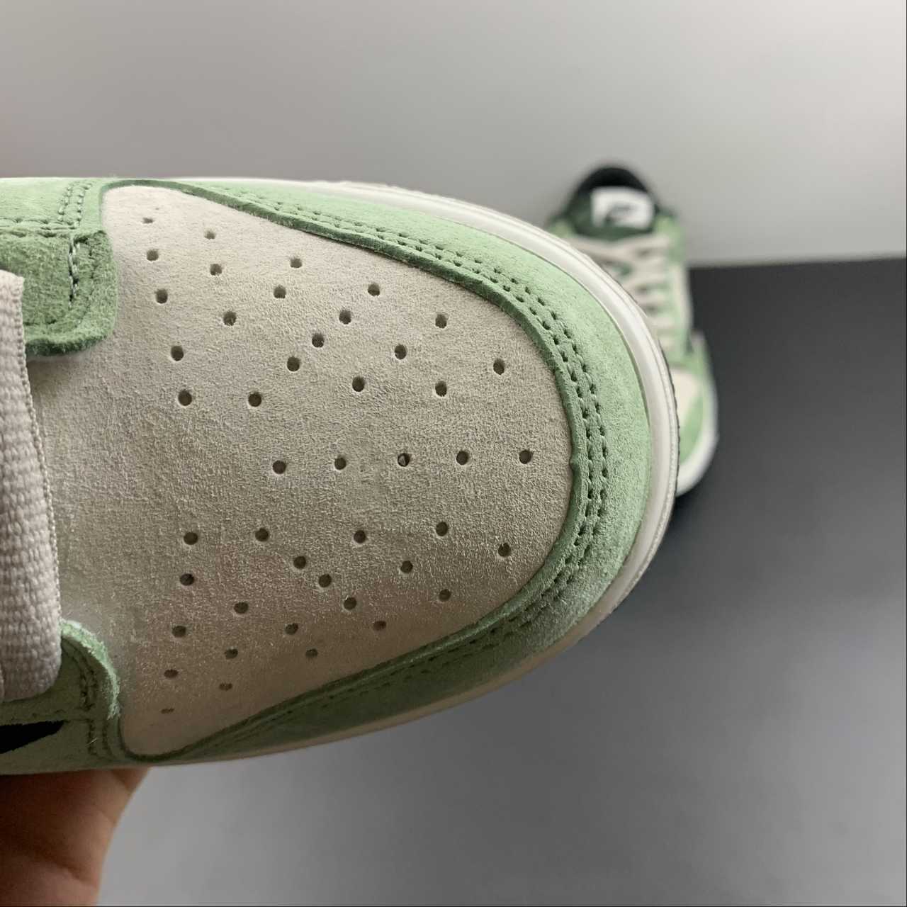 Nike OST Green Sneakers