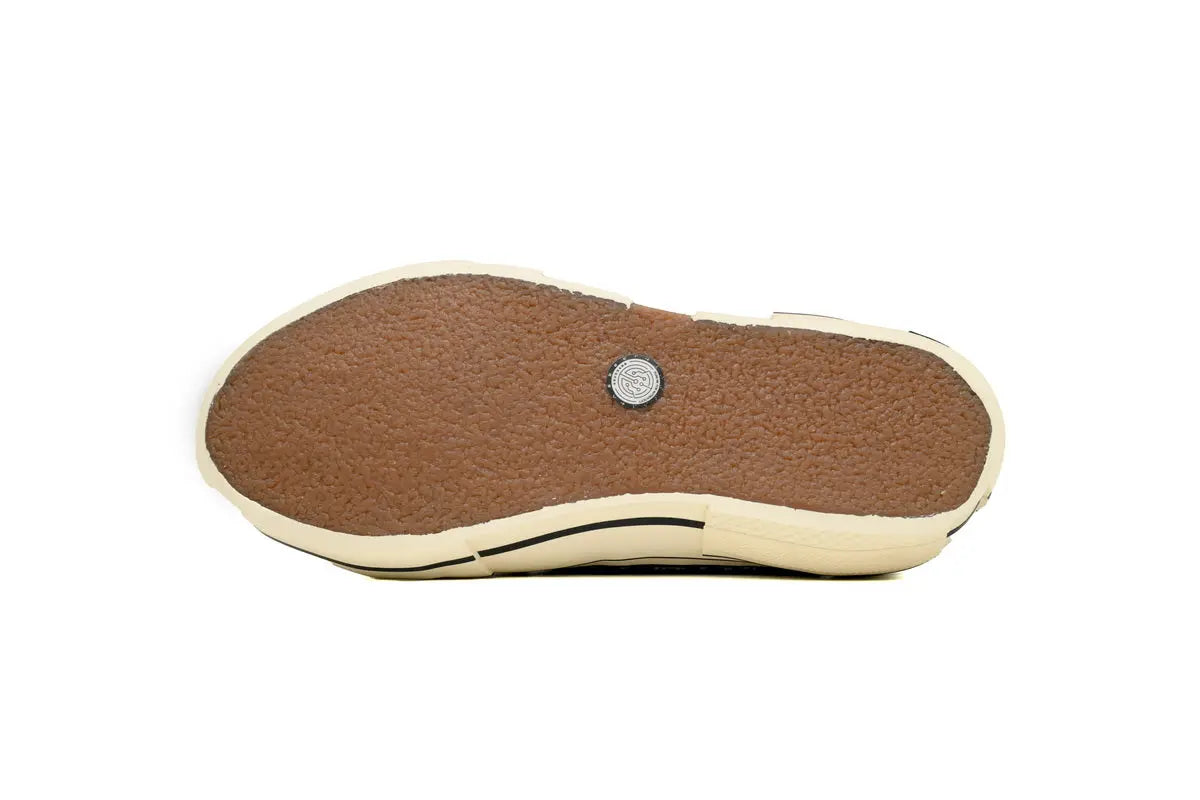 xVESSEL Black Shoes