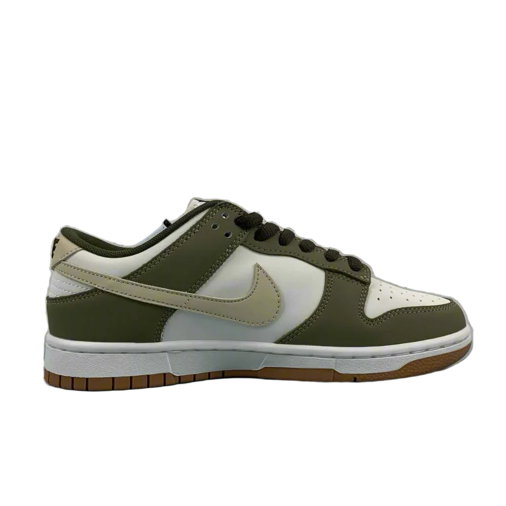 Nike Low Retro Sneakers