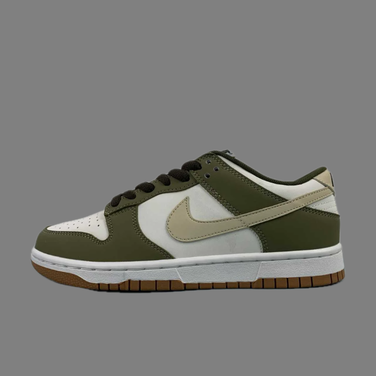 Nike Low Retro Sneakers