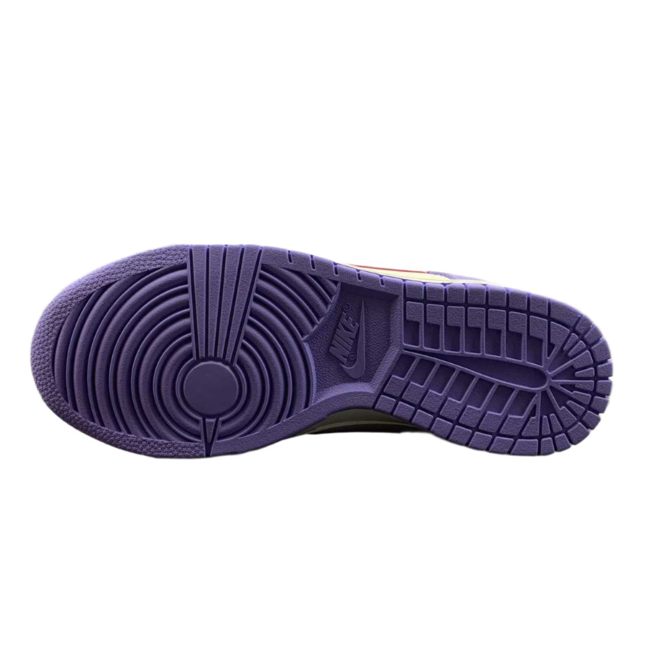 Nike Indigo Hazecoral Chalk Sail Sneakers