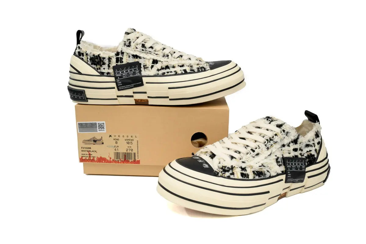 xVESSEL Black Shoes
