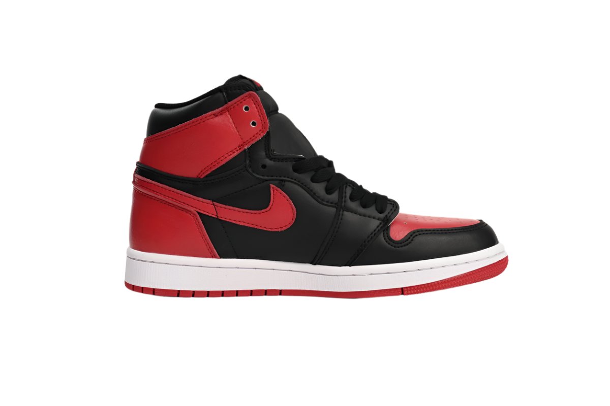 Air Jordan High 1 Black and Red Sneakers
