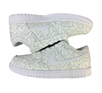 SB Dunk Low - Paisley White Edition