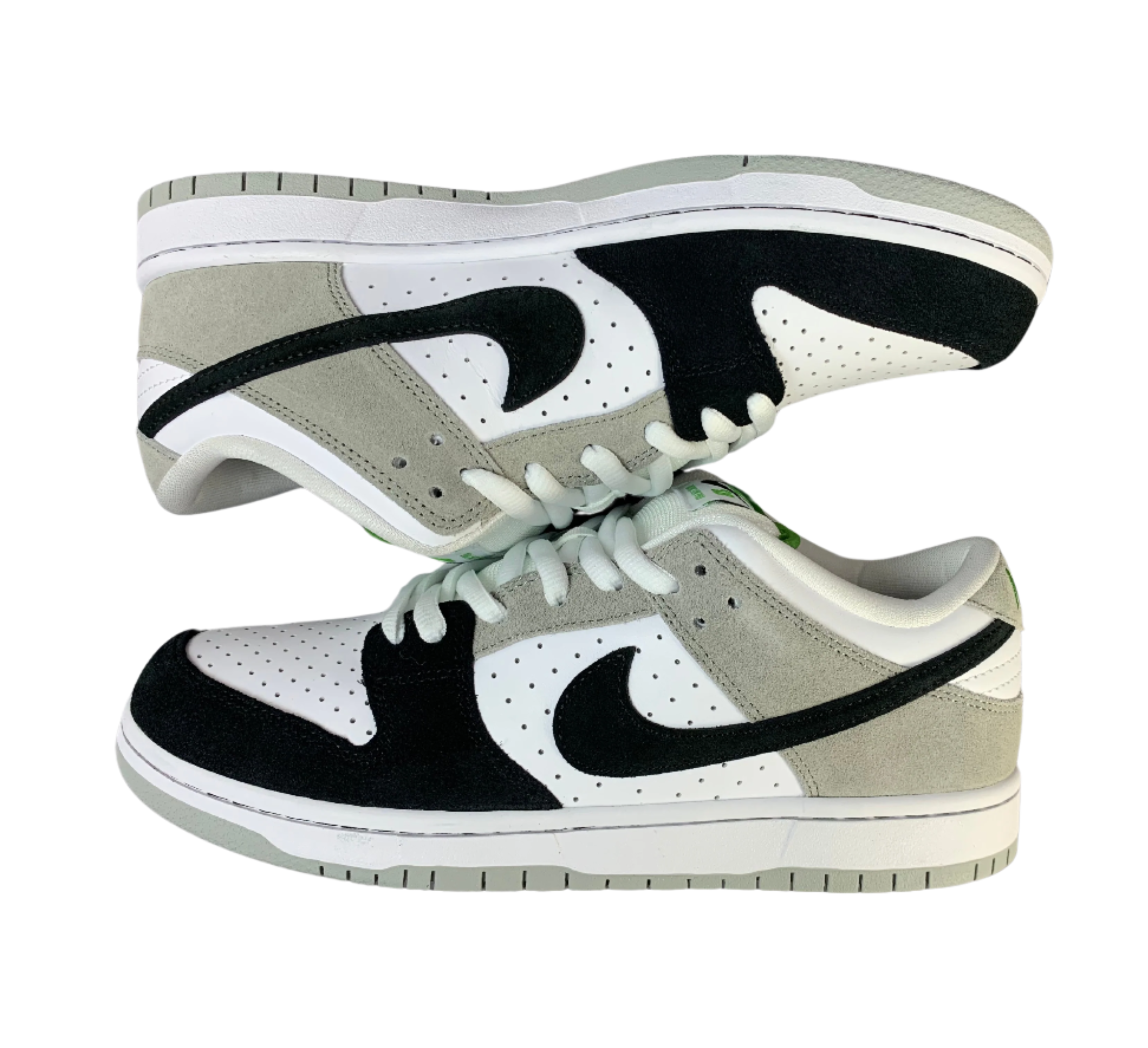 SB Dunk Low - Black & Grey Suede