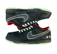 SB Dunk Low - Midnight Star Glow