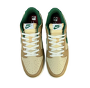 SB Dunk Low Cacao Wow - Tan, Beige & Forest Green