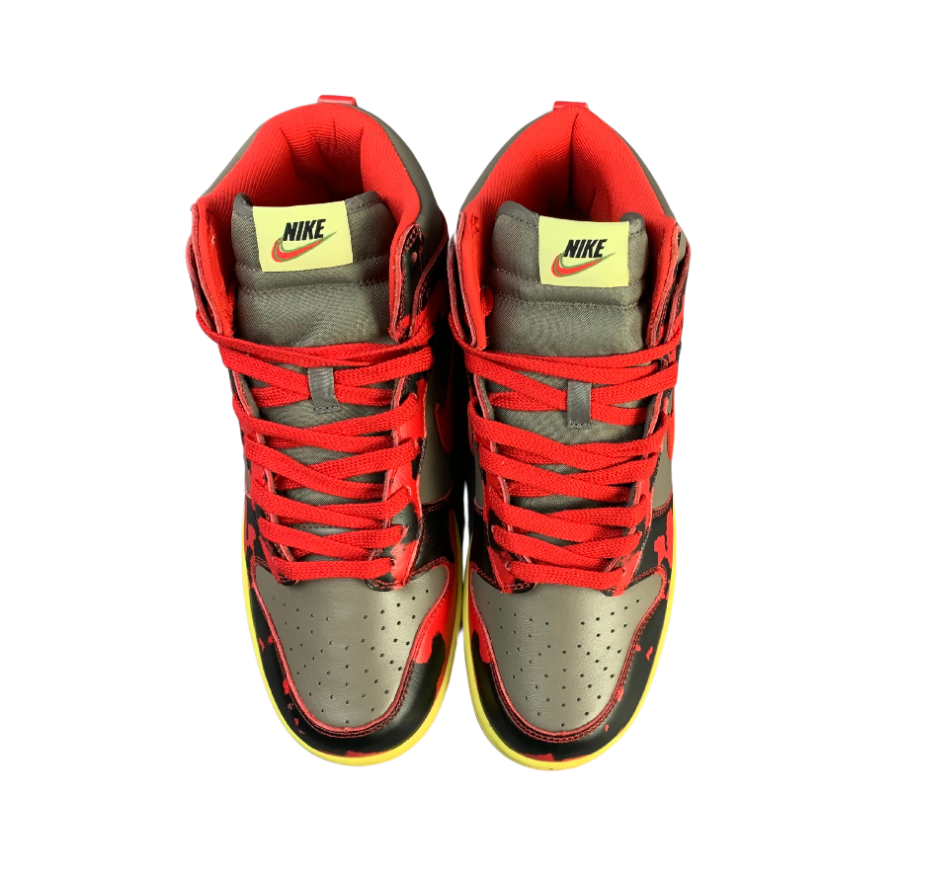 SB Dunk High - Red and Black Camo Edition