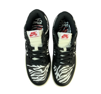 SB Dunk Low - Zebra Stripes Edition