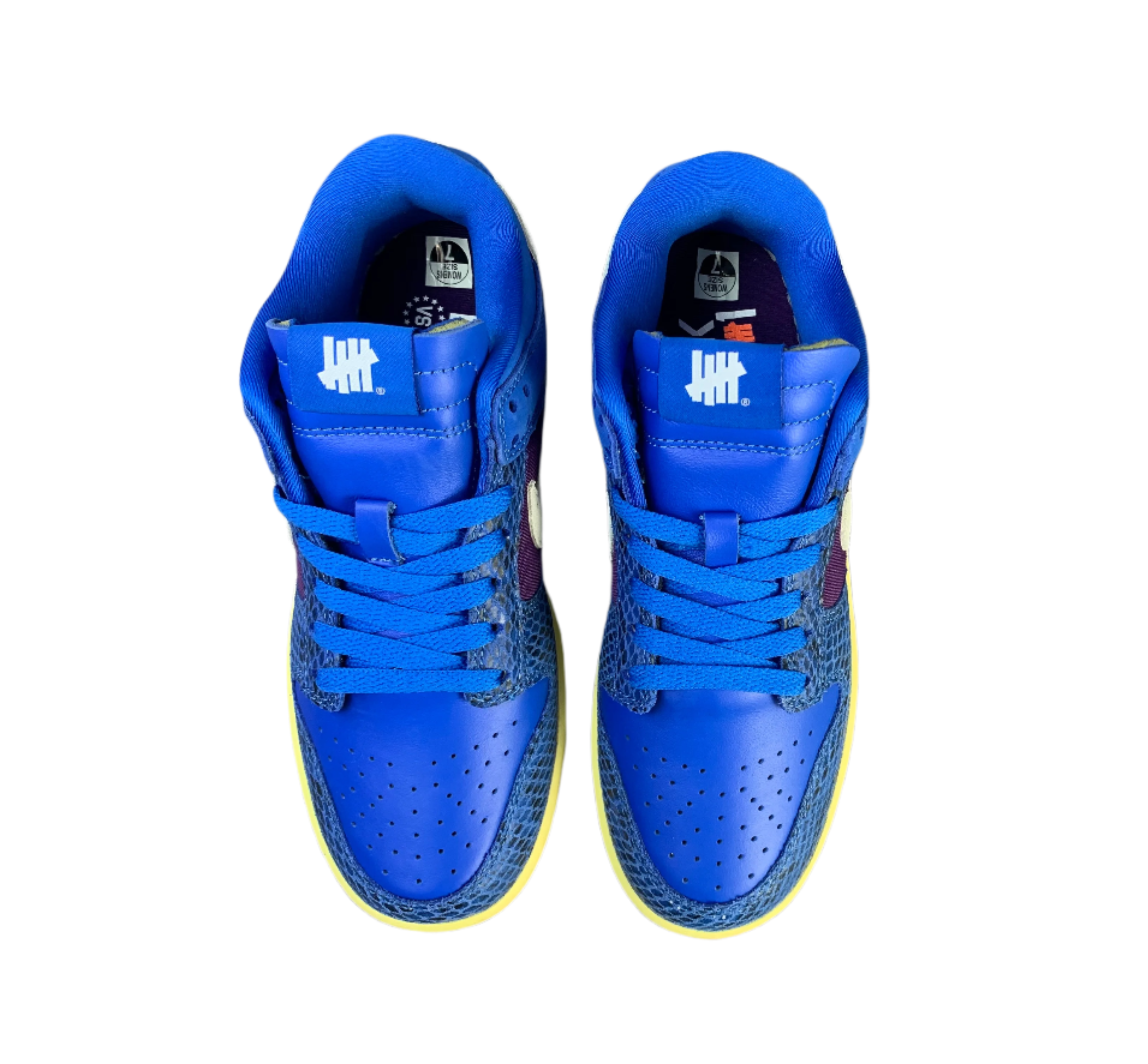 SB Dunk Low x Undefeated - Blue Snakeskin