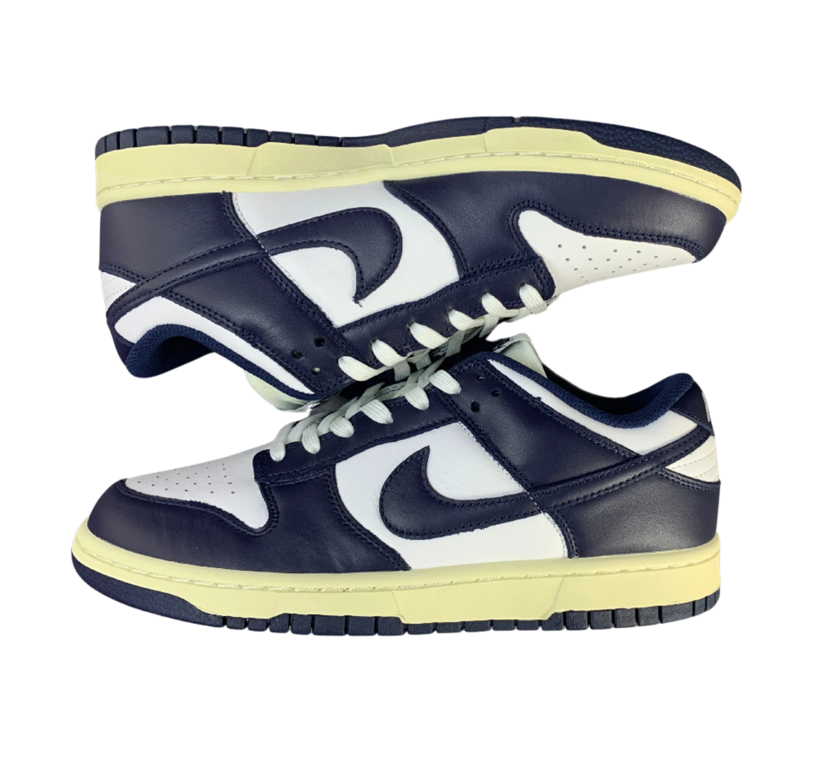 SB Dunk Low - Vintage Navy Cream Edition