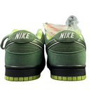 SB Dunk Low - Green Glow Edition