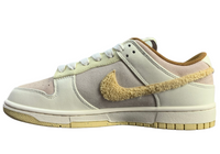 SB Dunk Low Fuzzy Bunny - Cream & Pastel