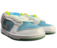 SB Dunk Low - Powder Blue Bliss Blue & Silver