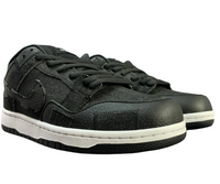 SB Dunk Low - Black Denim