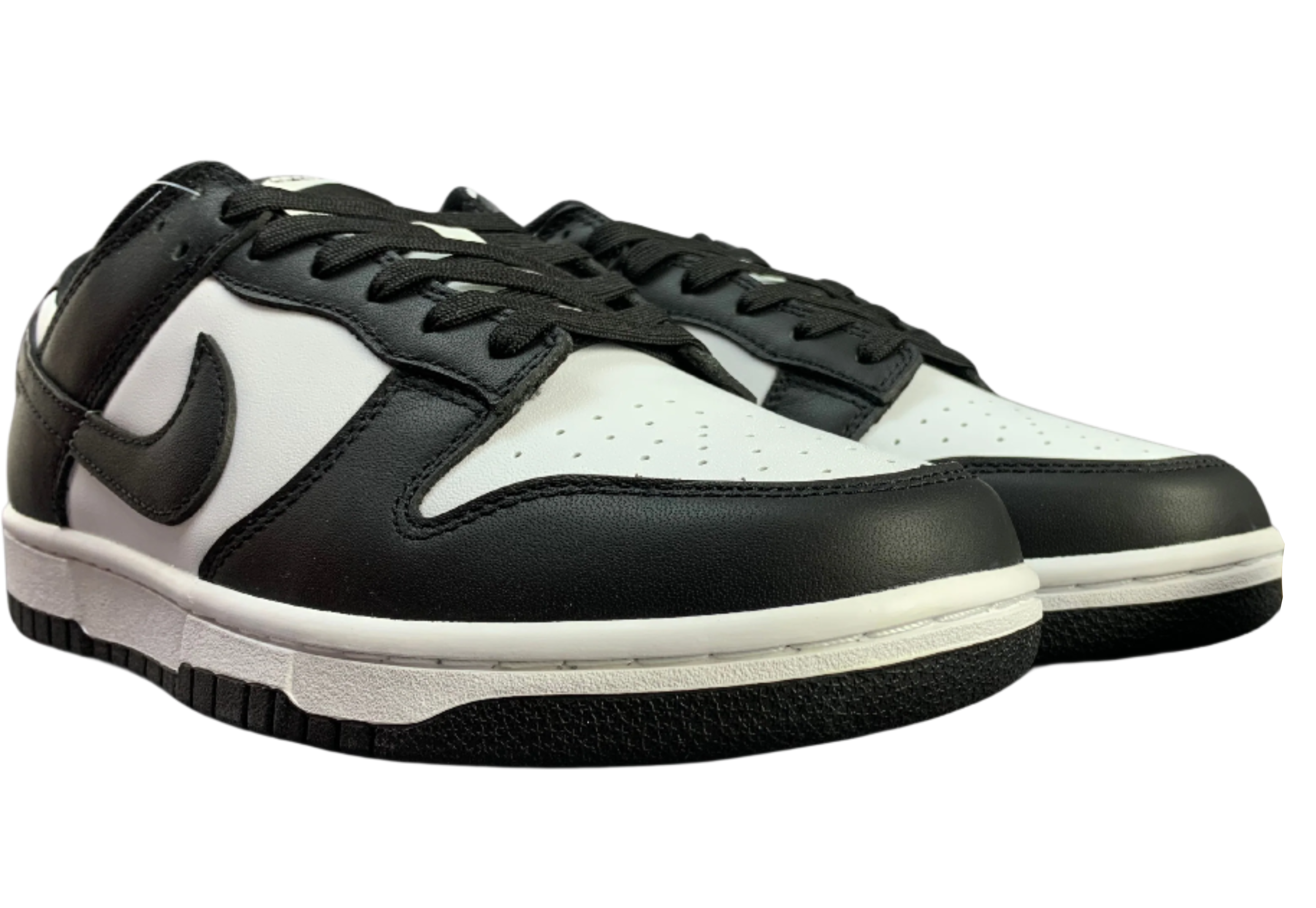 SB Dunk Low - Panda Edition