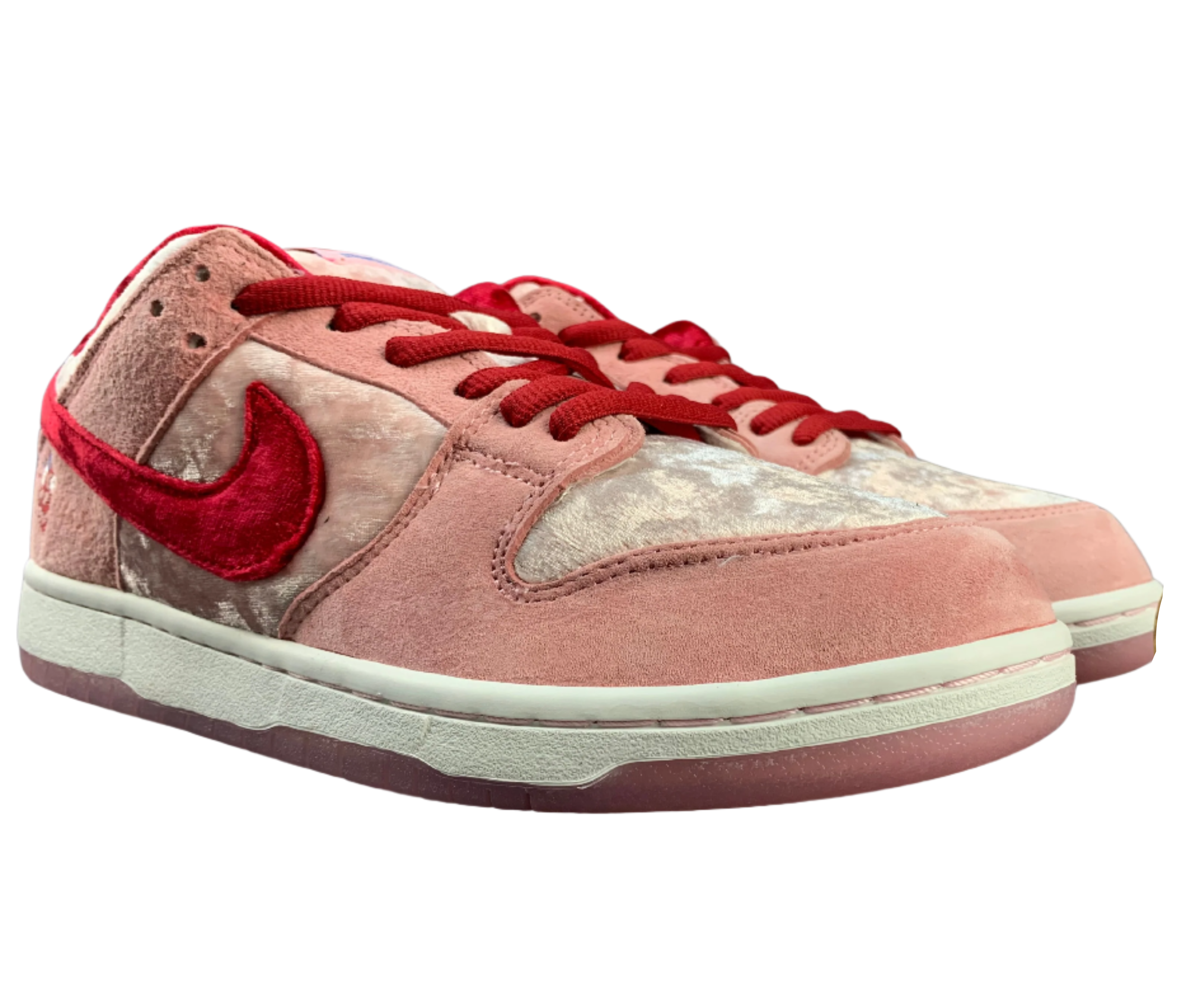 SB Dunk Low - Valentine's Velvet Edition