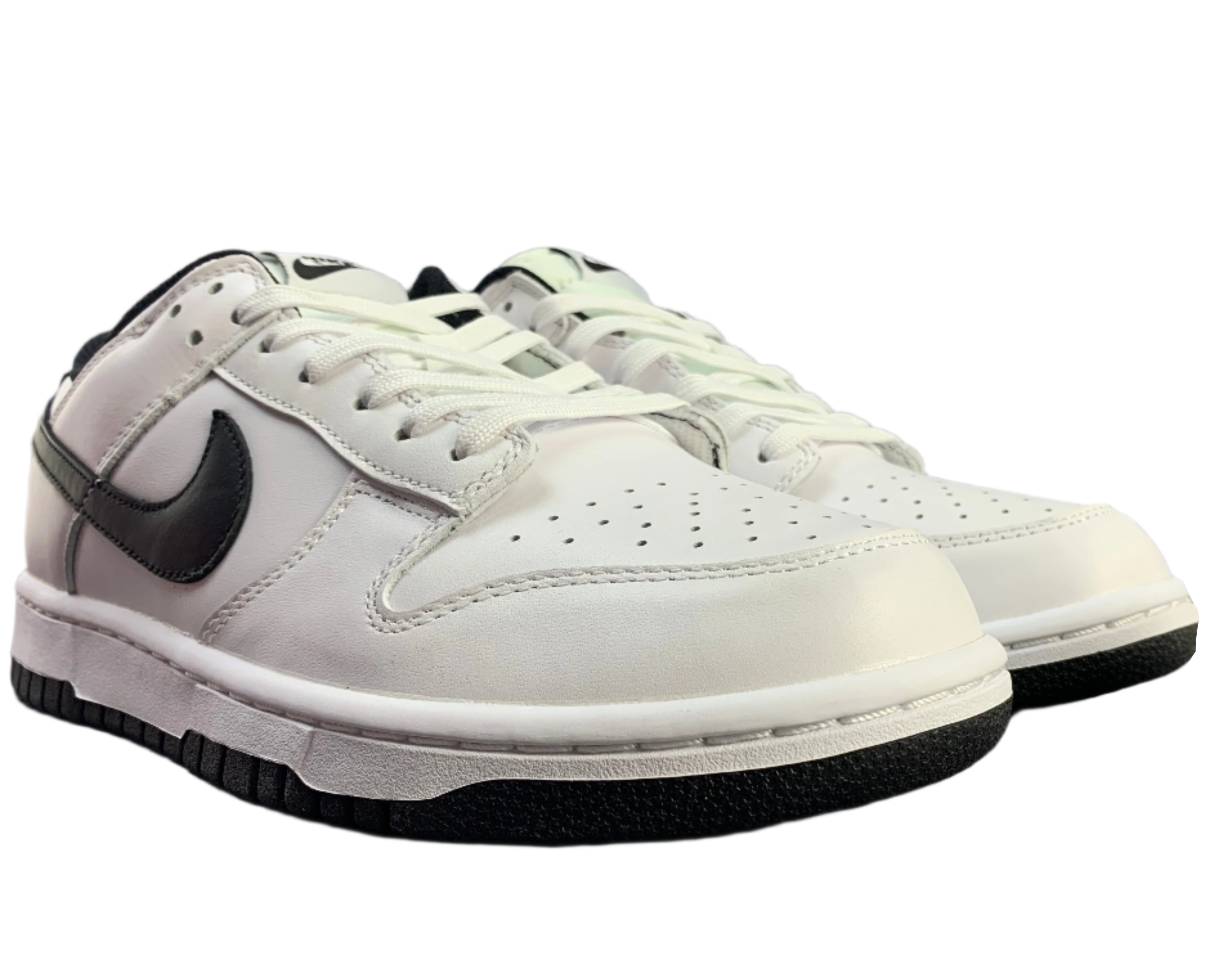 SB Dunk Low - Panda White & Black