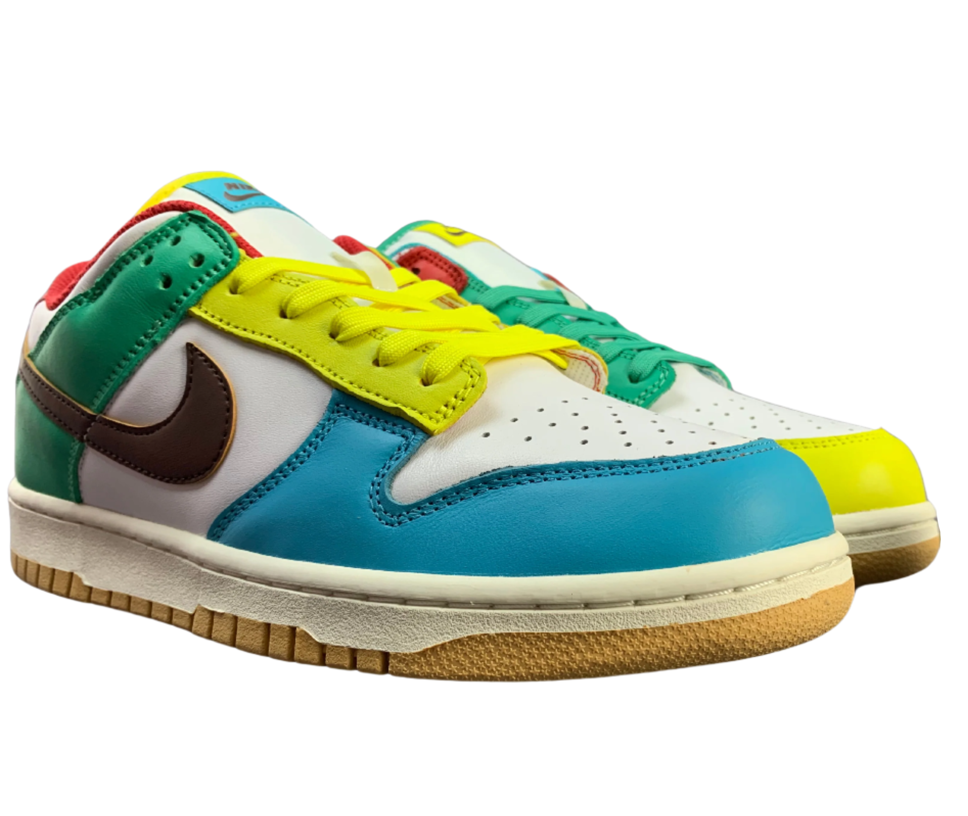 SB Dunk Low - Multi-Color Edition