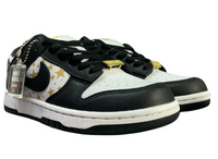 SB Dunk Low - Supreme x World Famous Edition