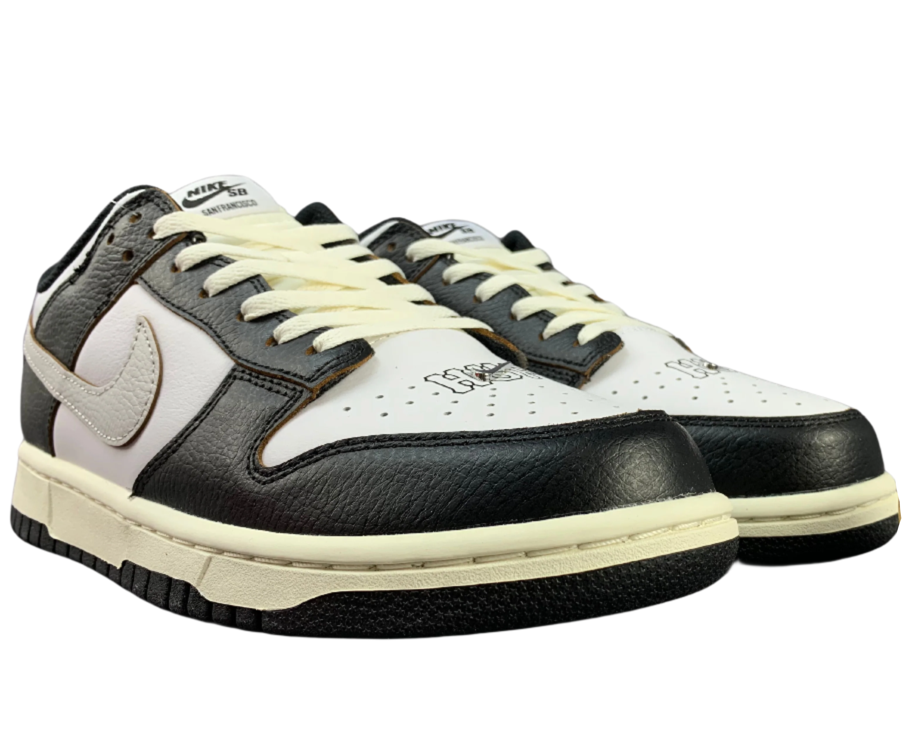 SB Dunk Low - Monochrome Elegance