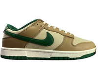 SB Dunk Low Cacao Wow - Tan, Beige & Forest Green