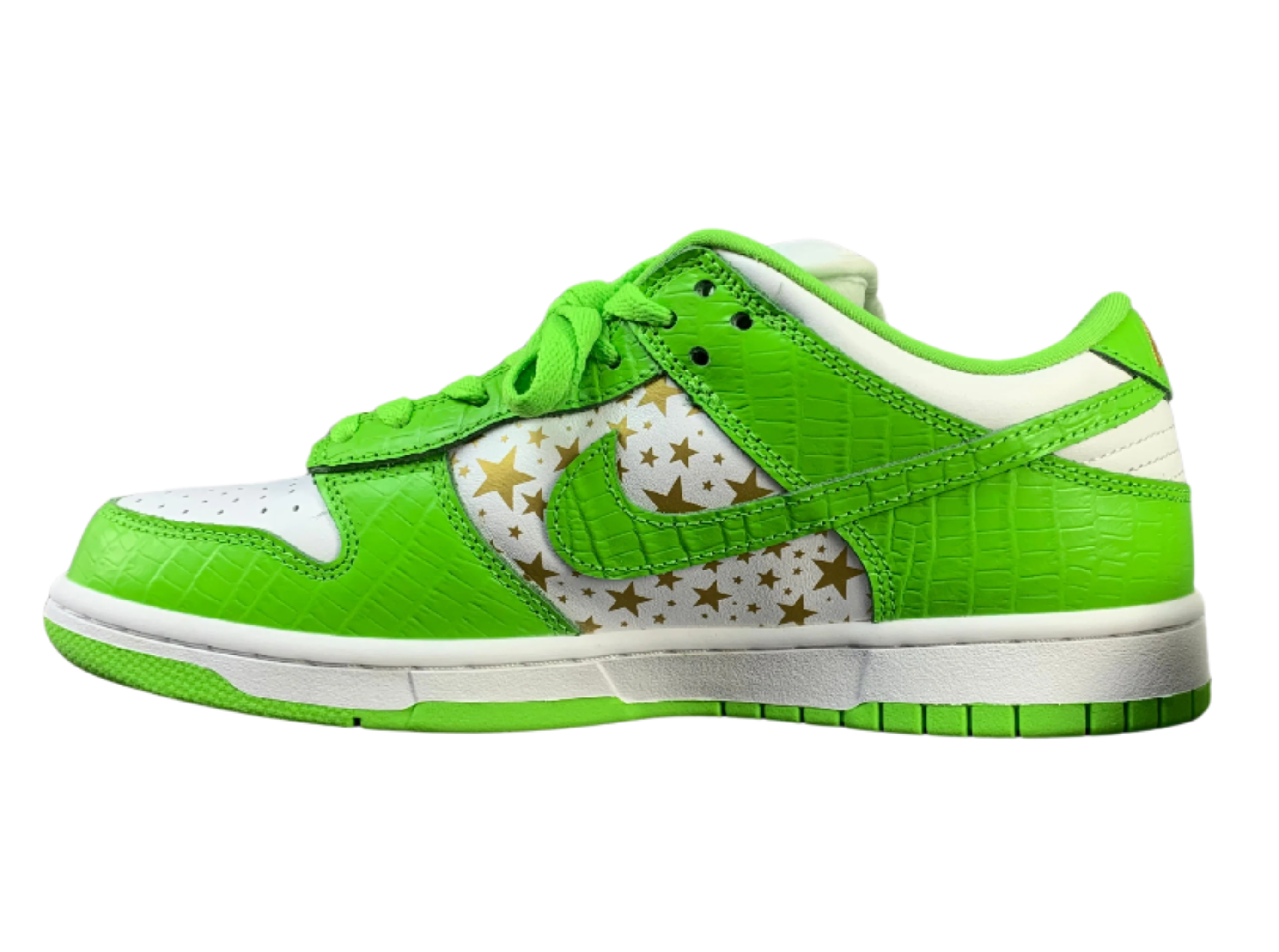 SB Dunk Low - Vibrant Green & Gold Star Edition