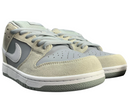 SB Dunk Low - Light Grey Suede