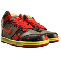 SB Dunk High - Red and Black Camo Edition