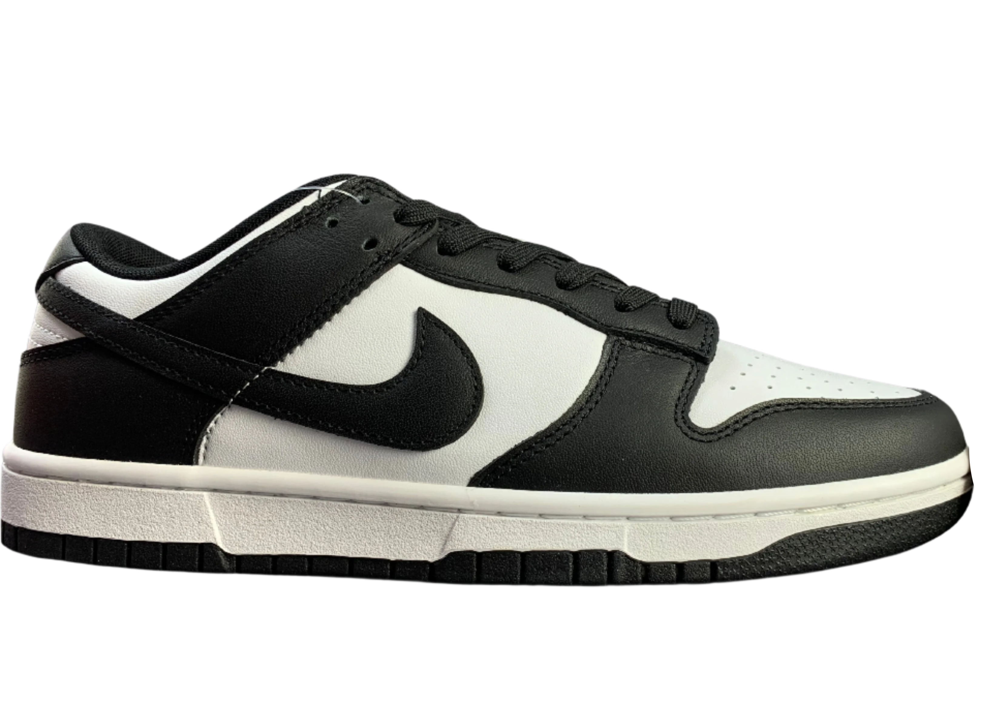 SB Dunk Low - Panda Edition