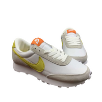 Nike Daybreak White & Yellow