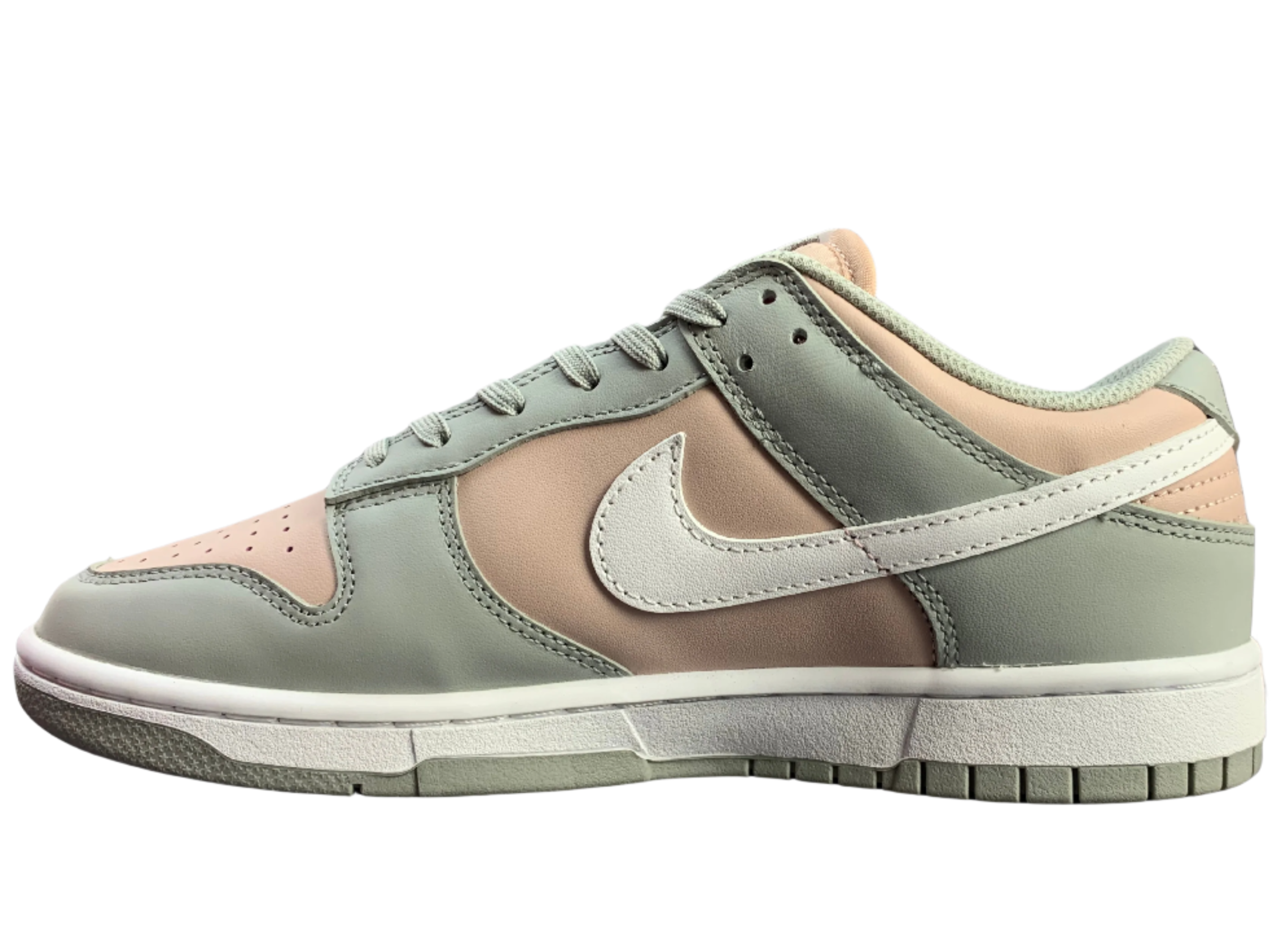 SB Dunk Low - Mint Green Peach