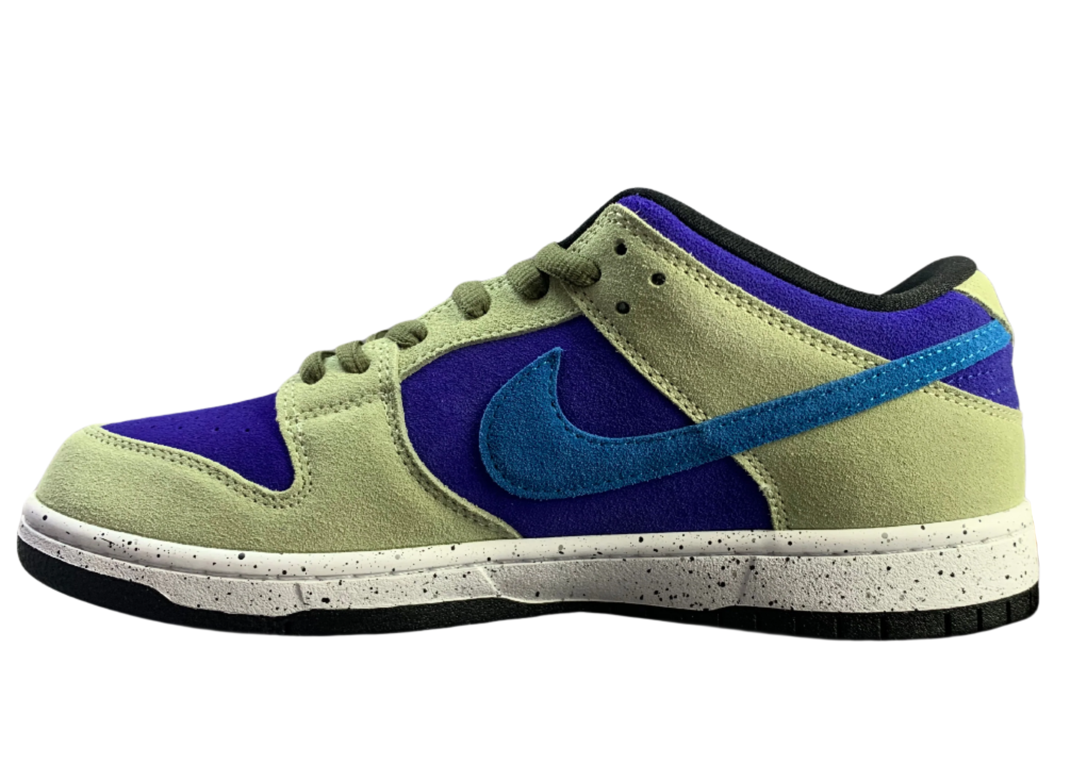 SB Dunk Low - Olive Green & Court Purple