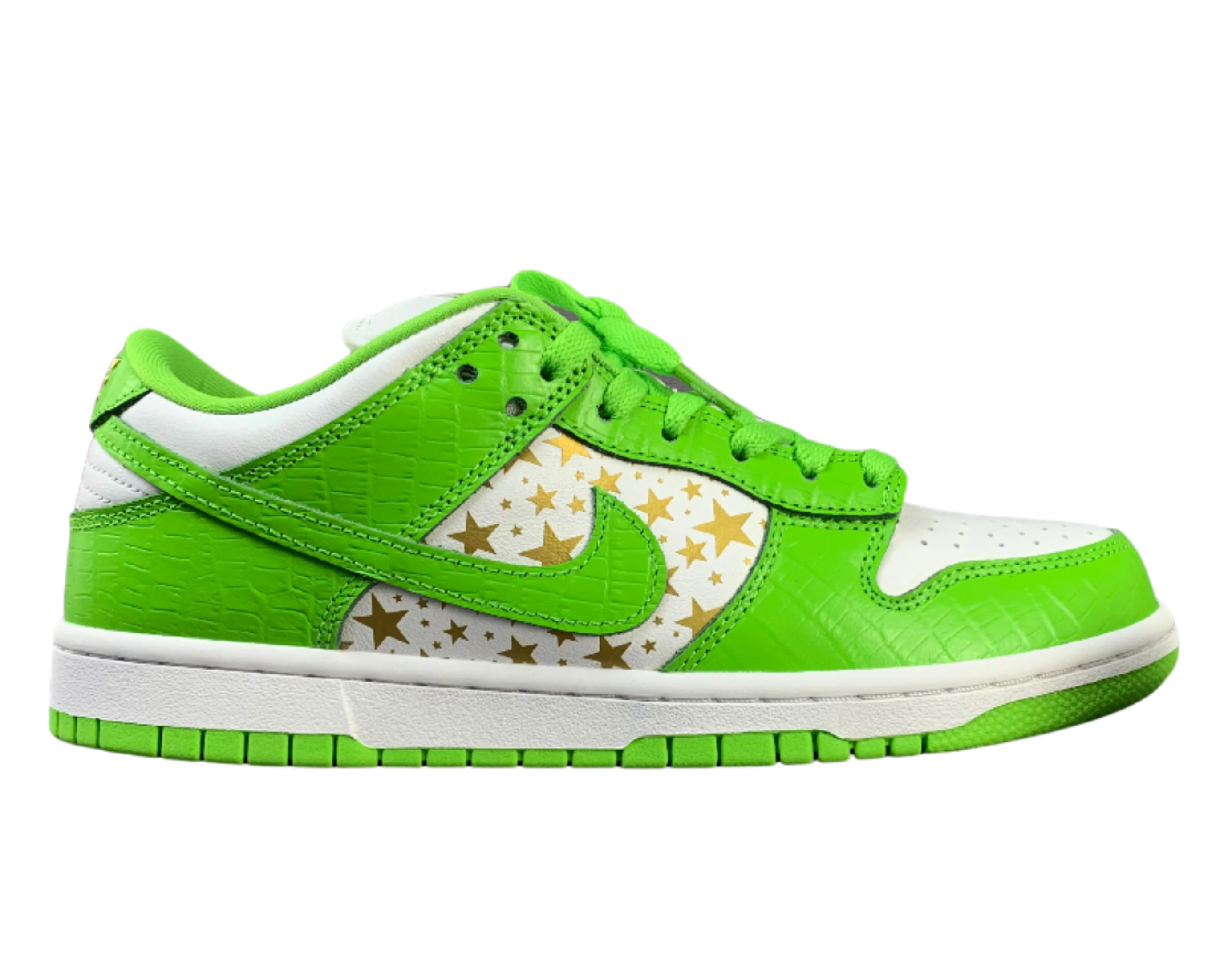 SB Dunk Low - Vibrant Green & Gold Star Edition