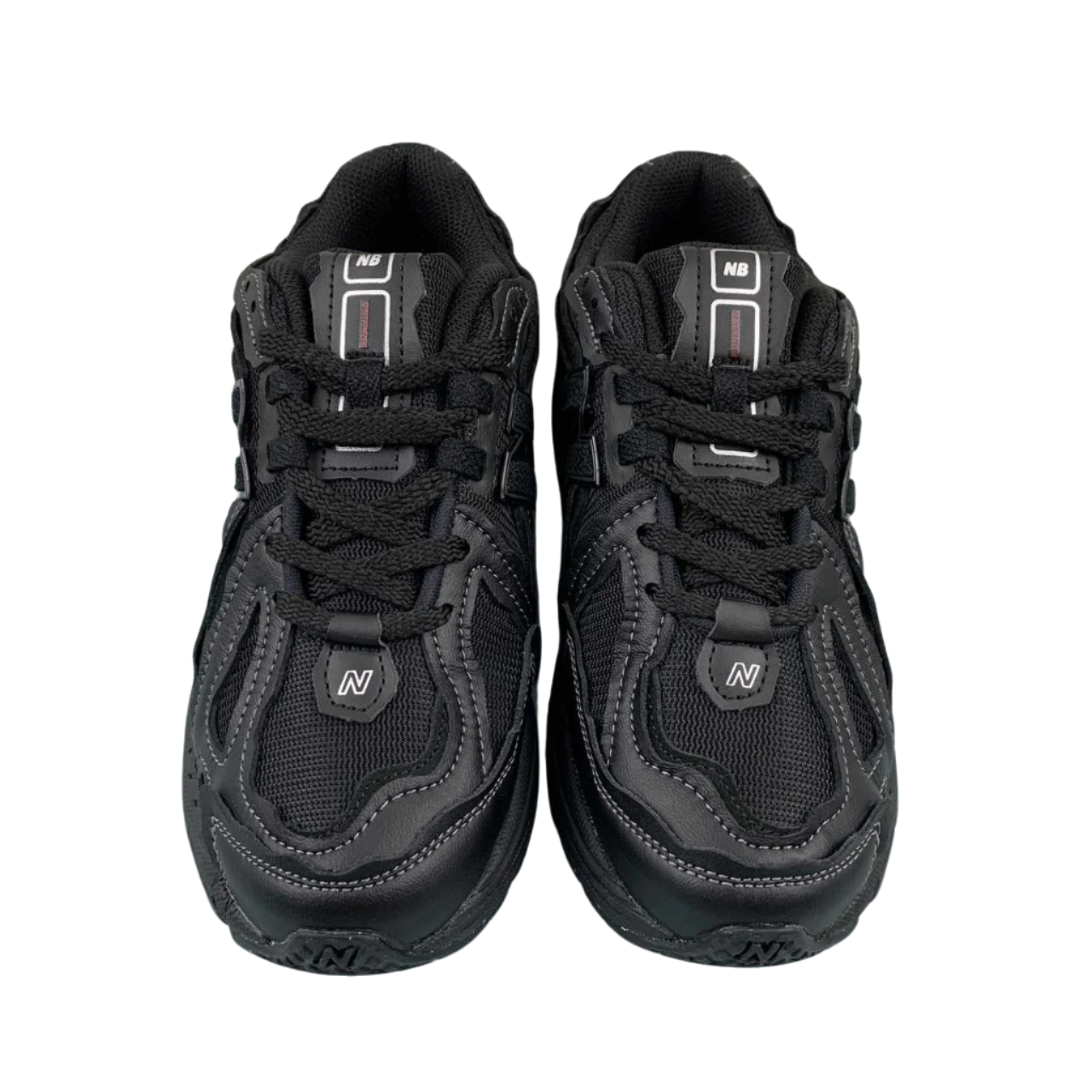 New Balance Triple Black Sneakers 