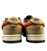 SB Dunk Low - Desert Tan & Red