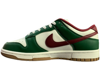 SB Dunk Low - Pine Green & Burgundy