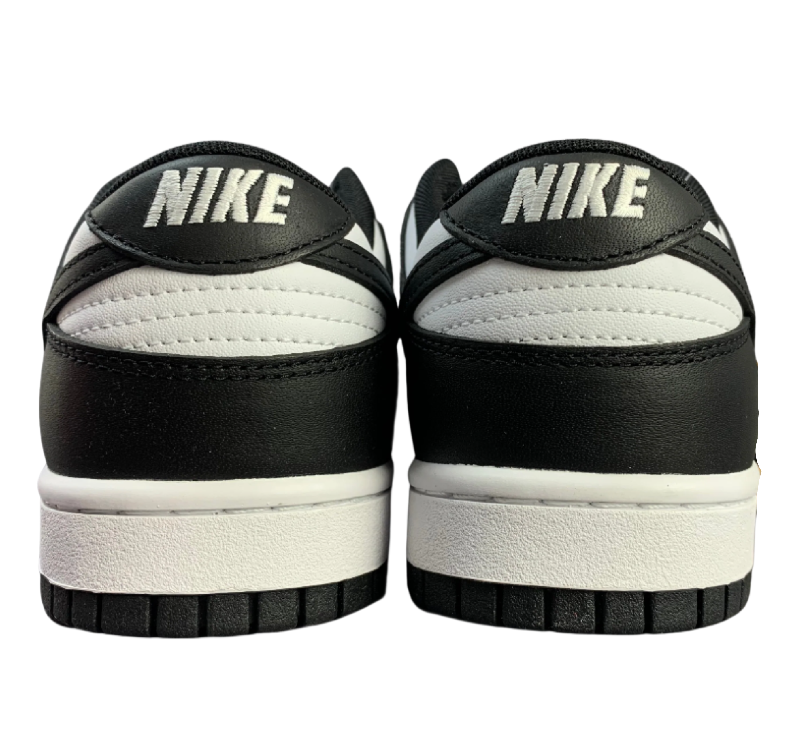 SB Dunk Low - Panda Edition