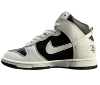 SB Dunk High - Black & White Edition