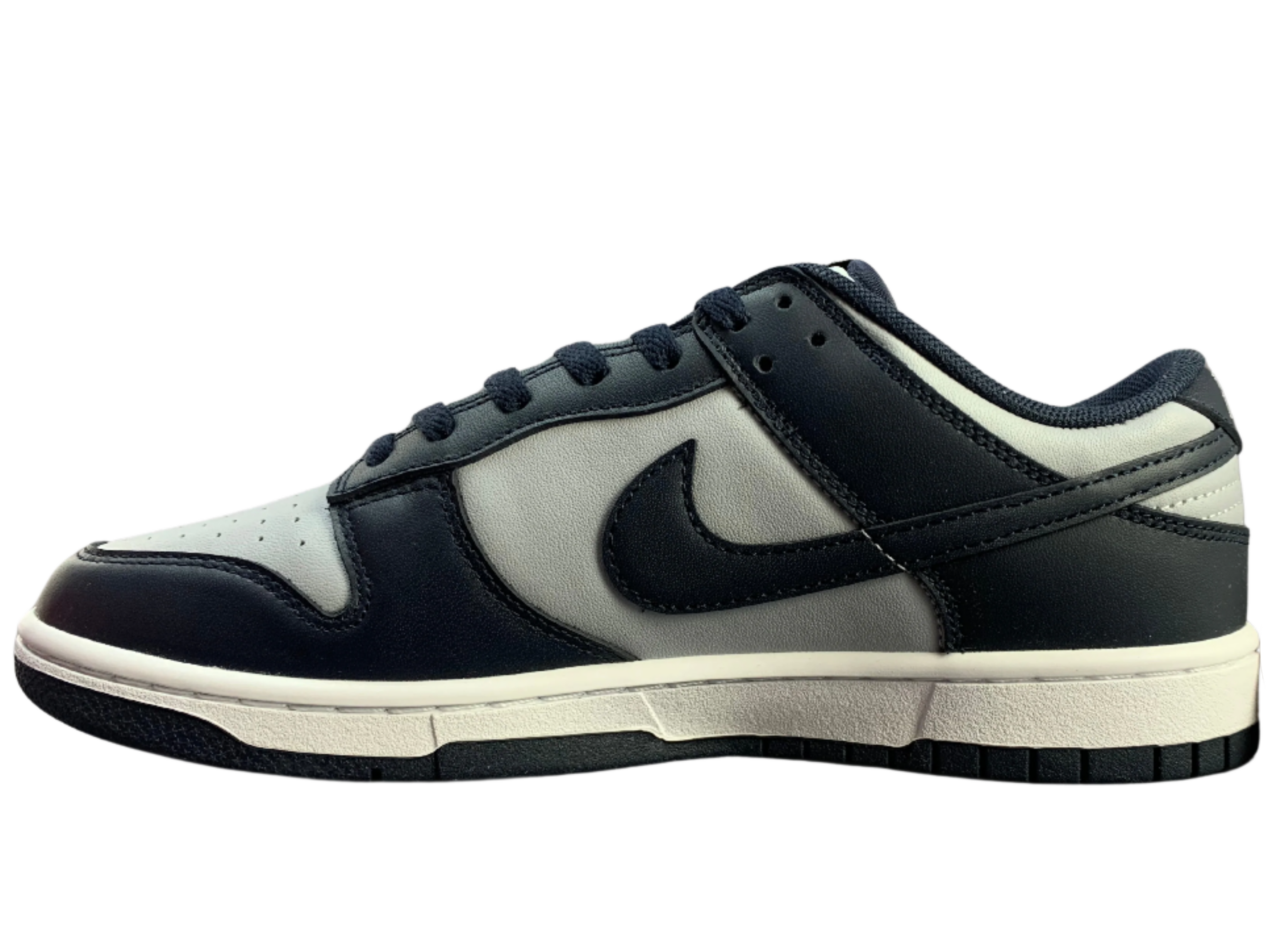 SB Dunk Low - Midnight Navy