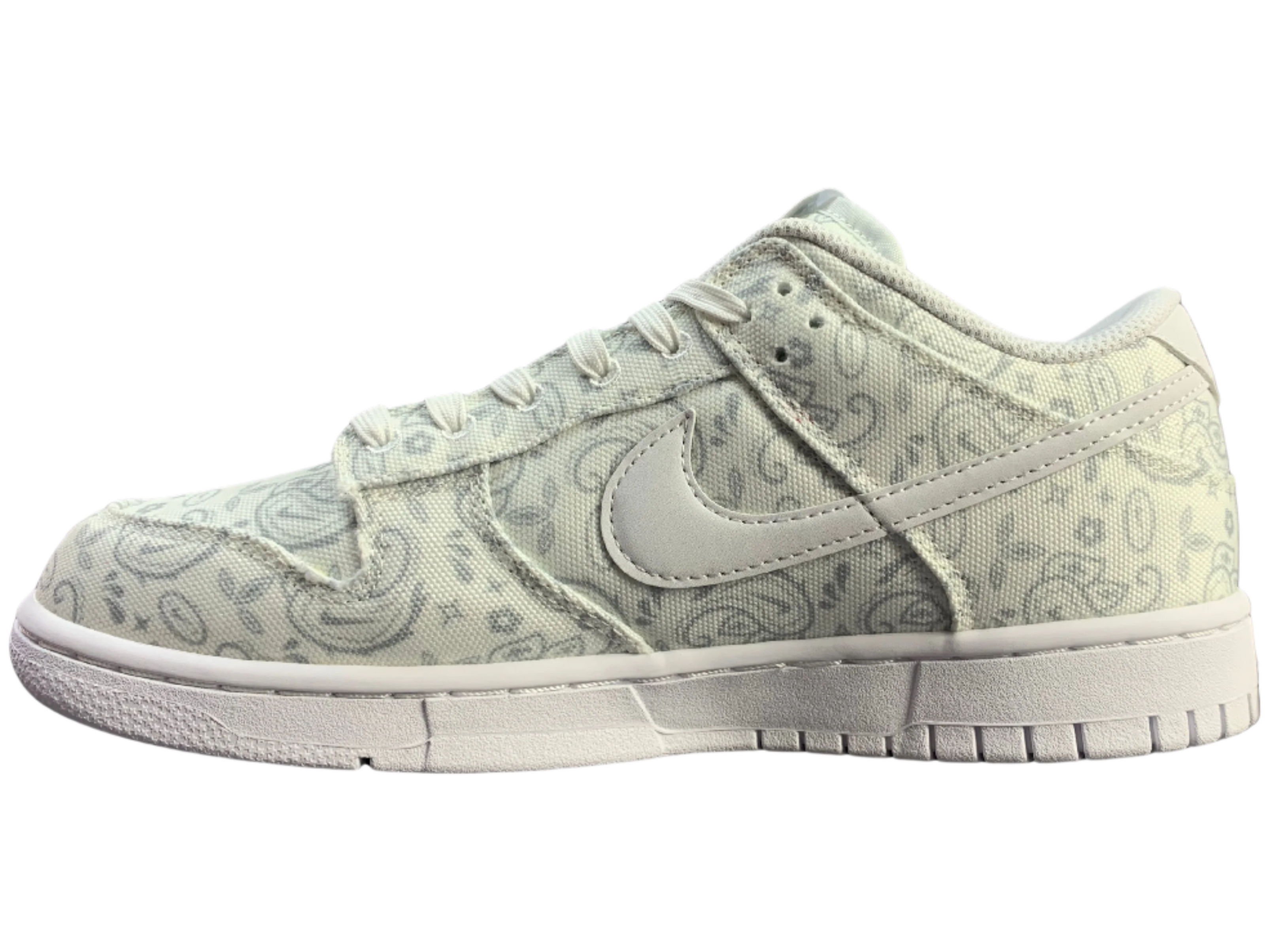 SB Dunk Low - Paisley White Edition