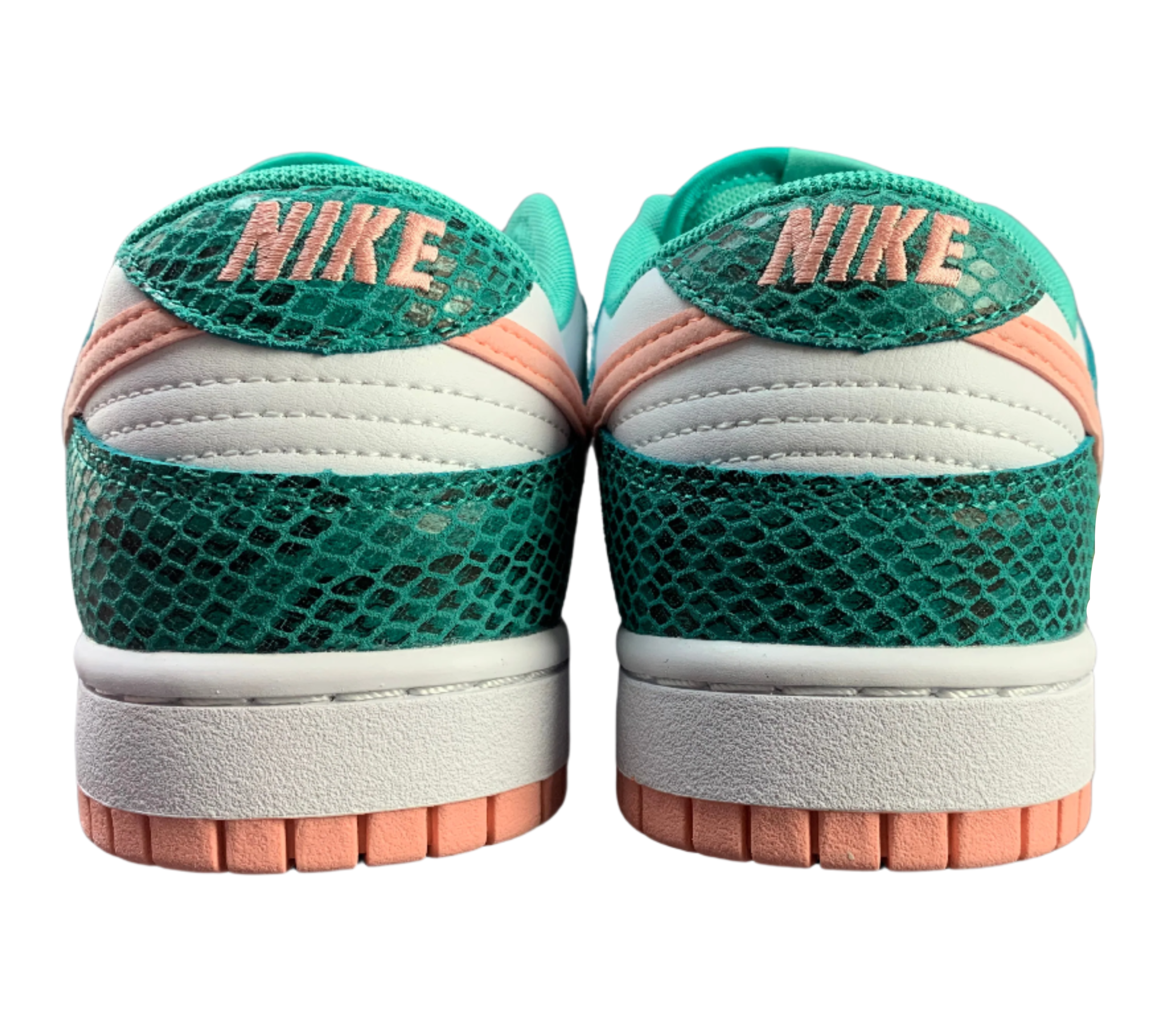 SB Dunk Low - Green Python Edition