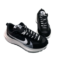 Nike LDWaffle Sacai Black & White