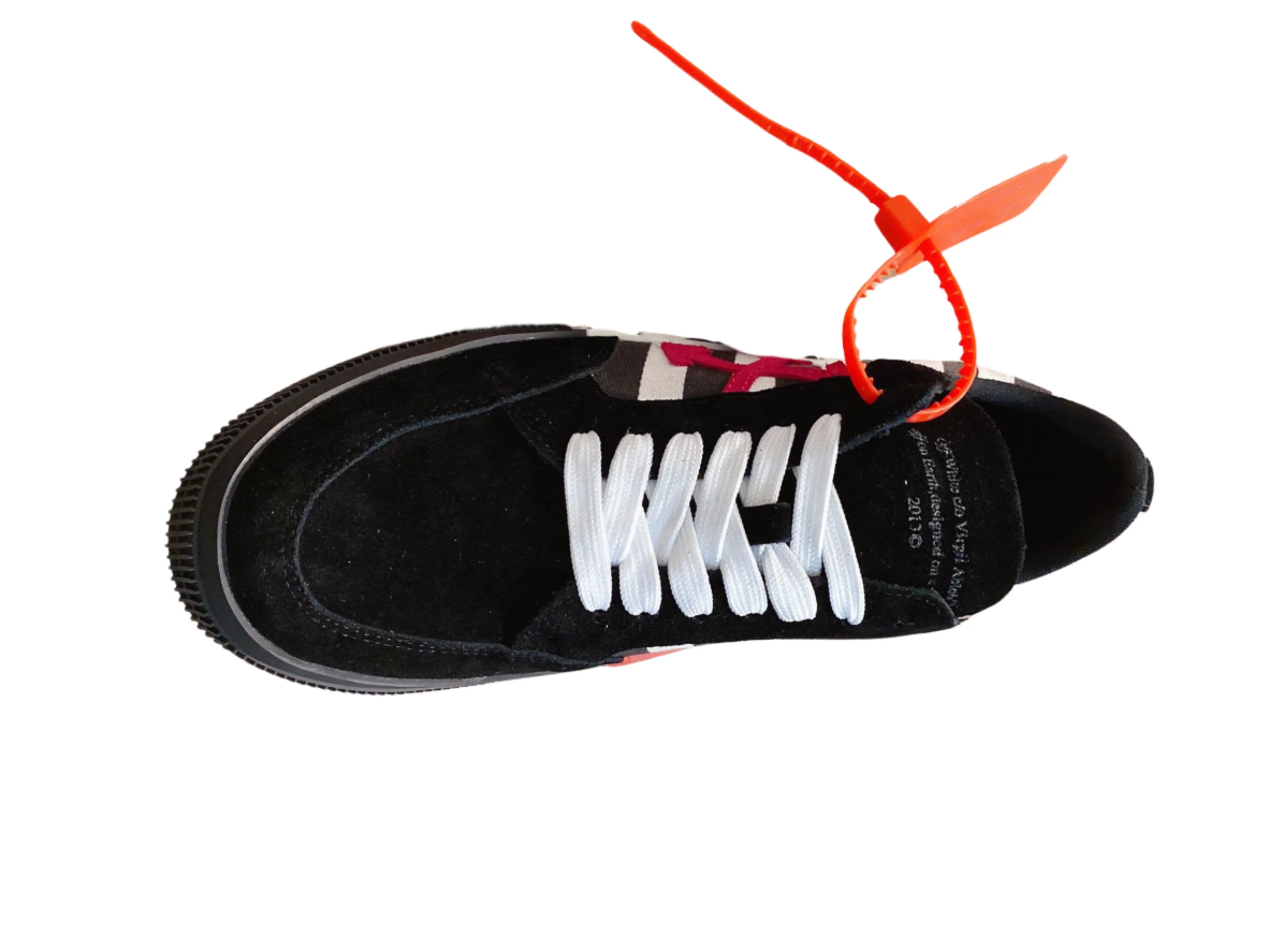 Off-White Vulcanized Low Top - Black & White Stripe - B-Shop