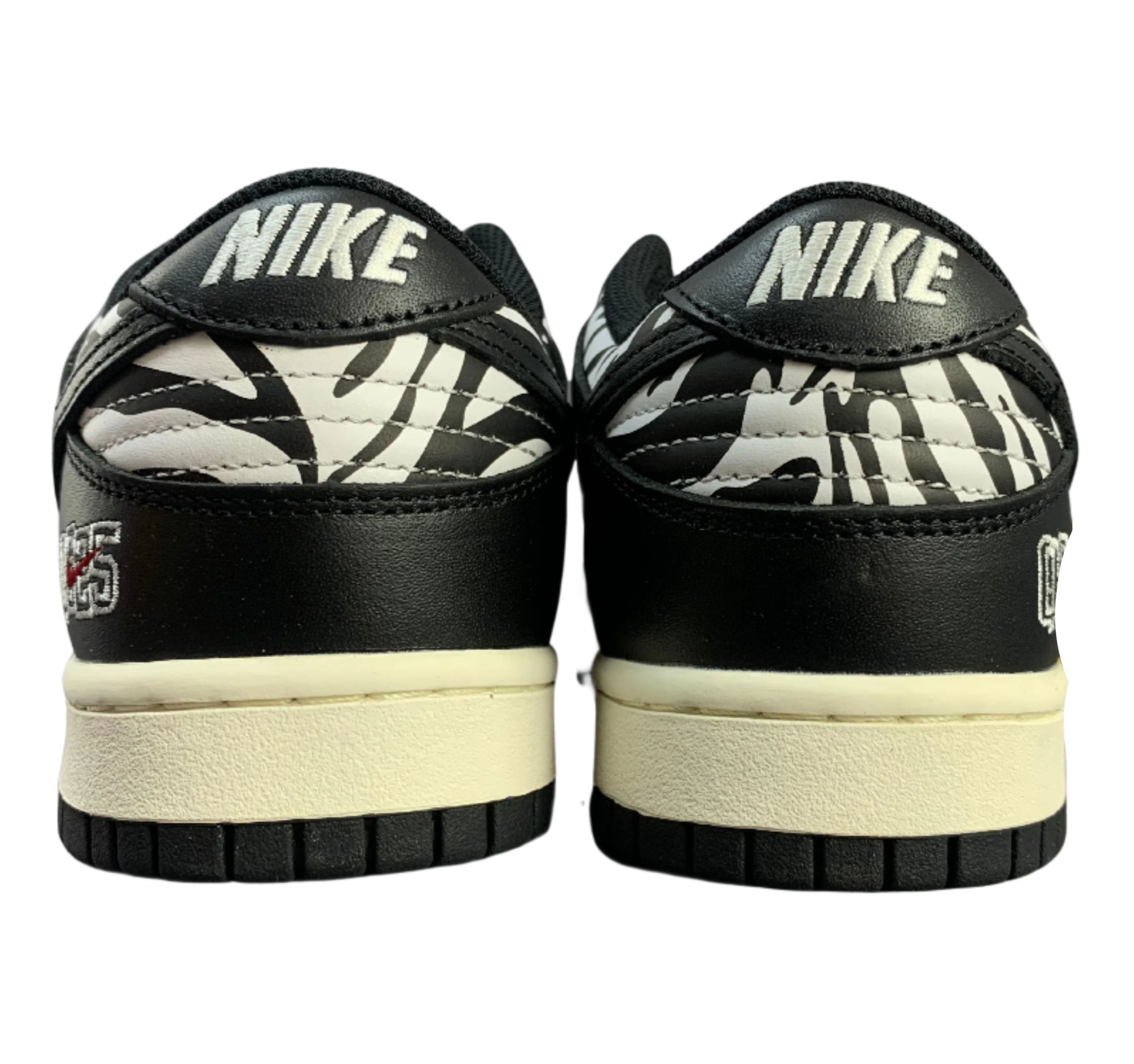 SB Dunk Low - Zebra Stripes Edition