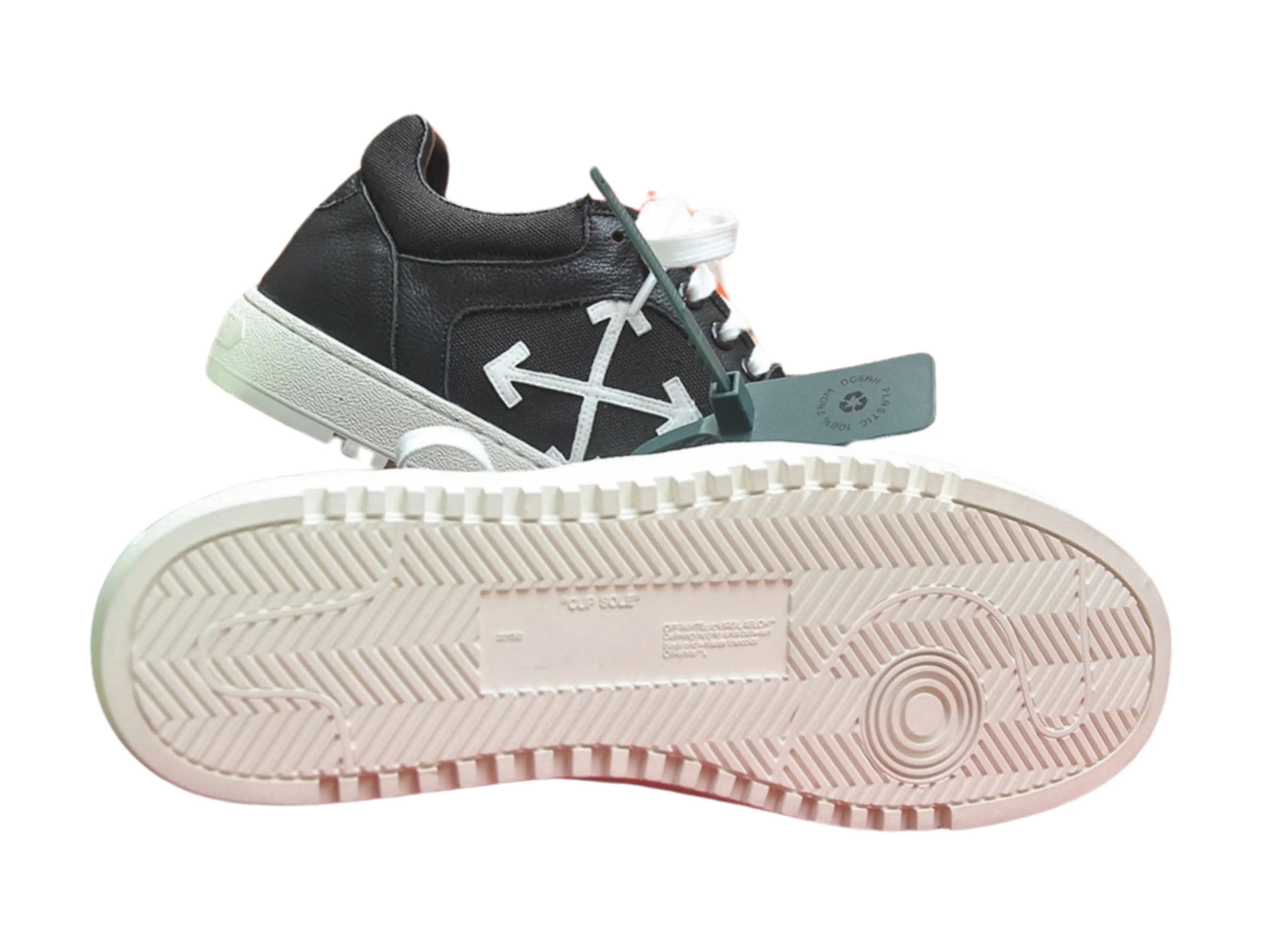 Off-White 3.0 Off Court Low Top - Black & White Off-White