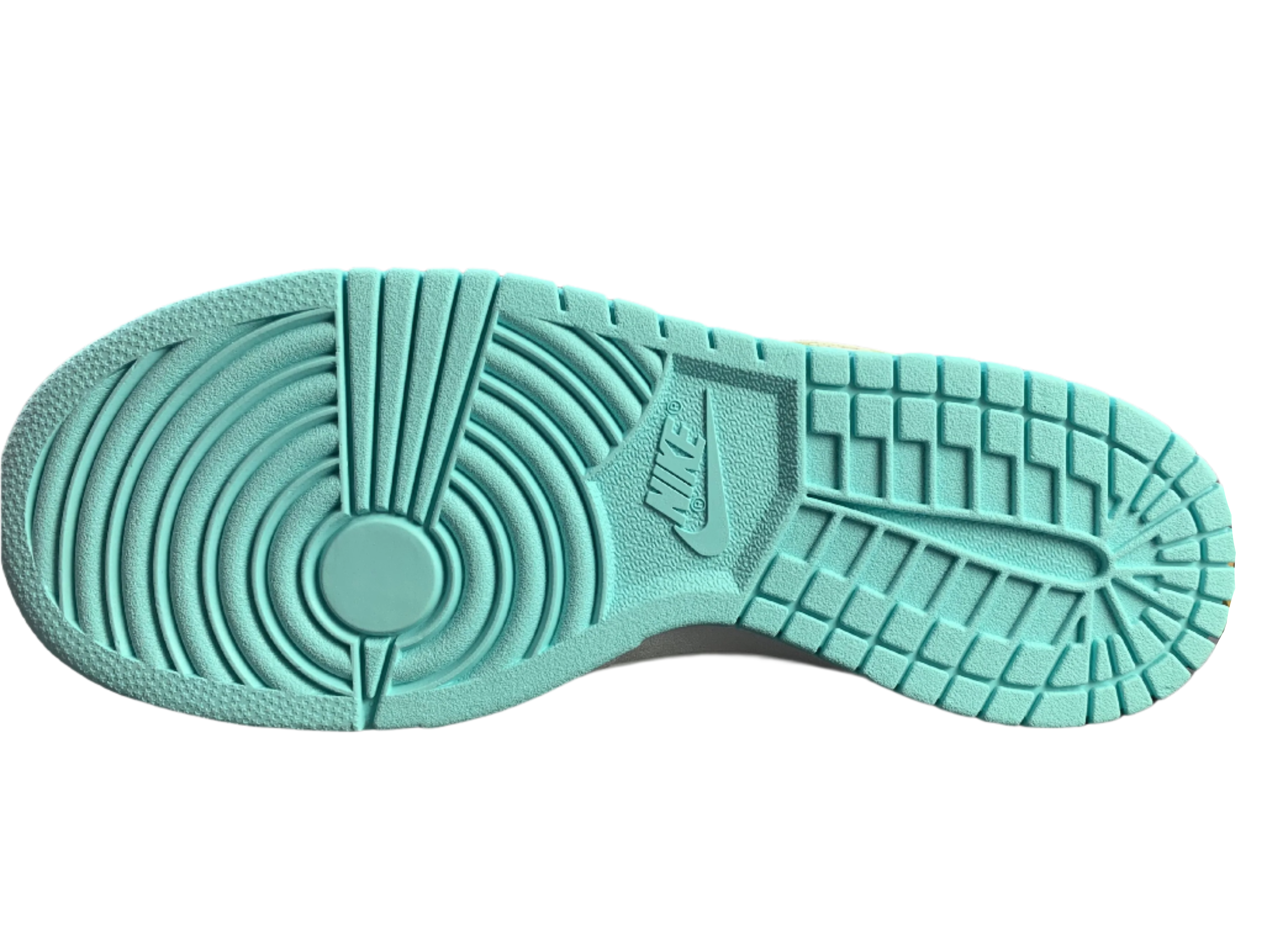 SB Dunk Low - Spiral Wave Edition