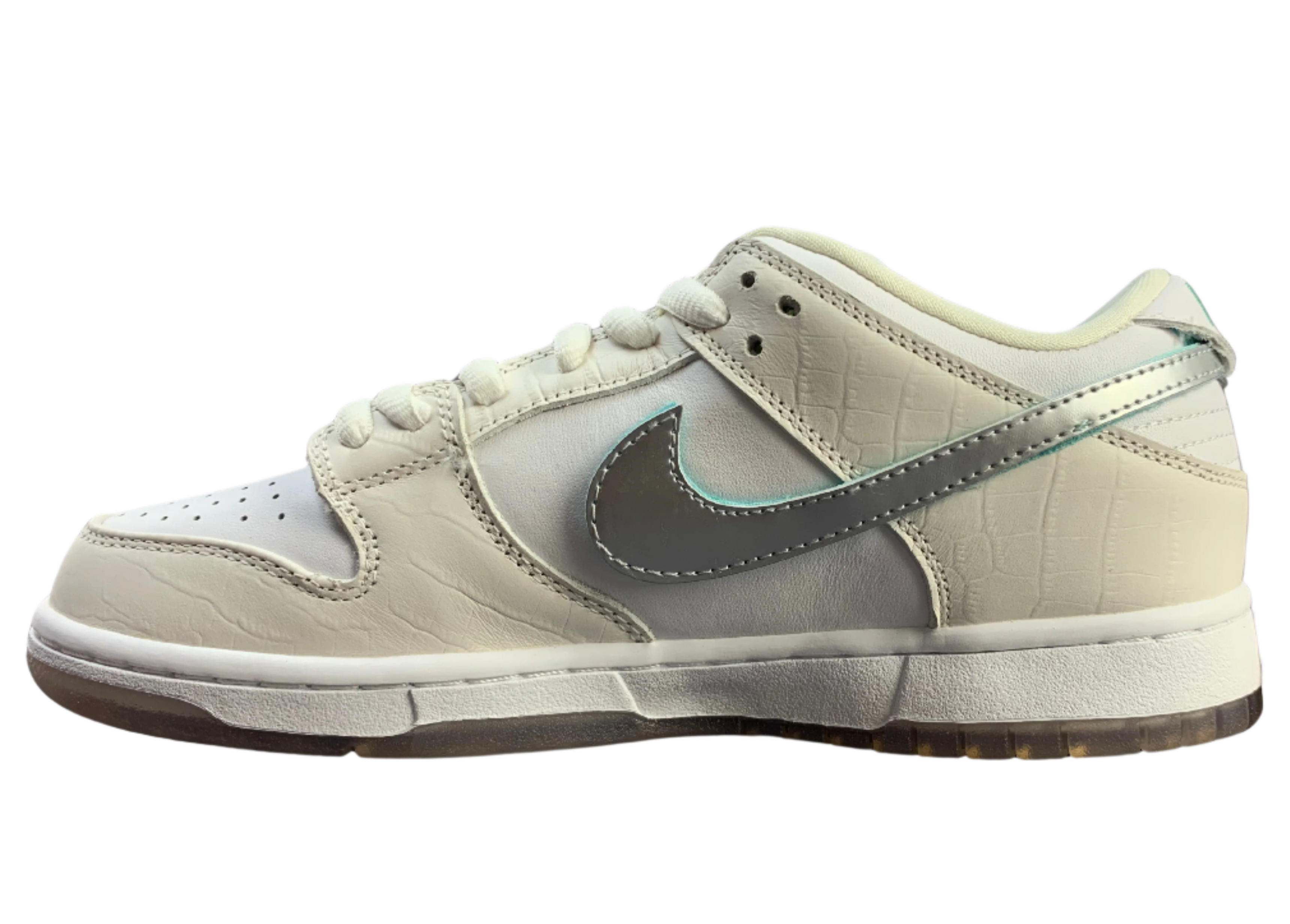 SB Dunk Low - Sail & Metallic Silver