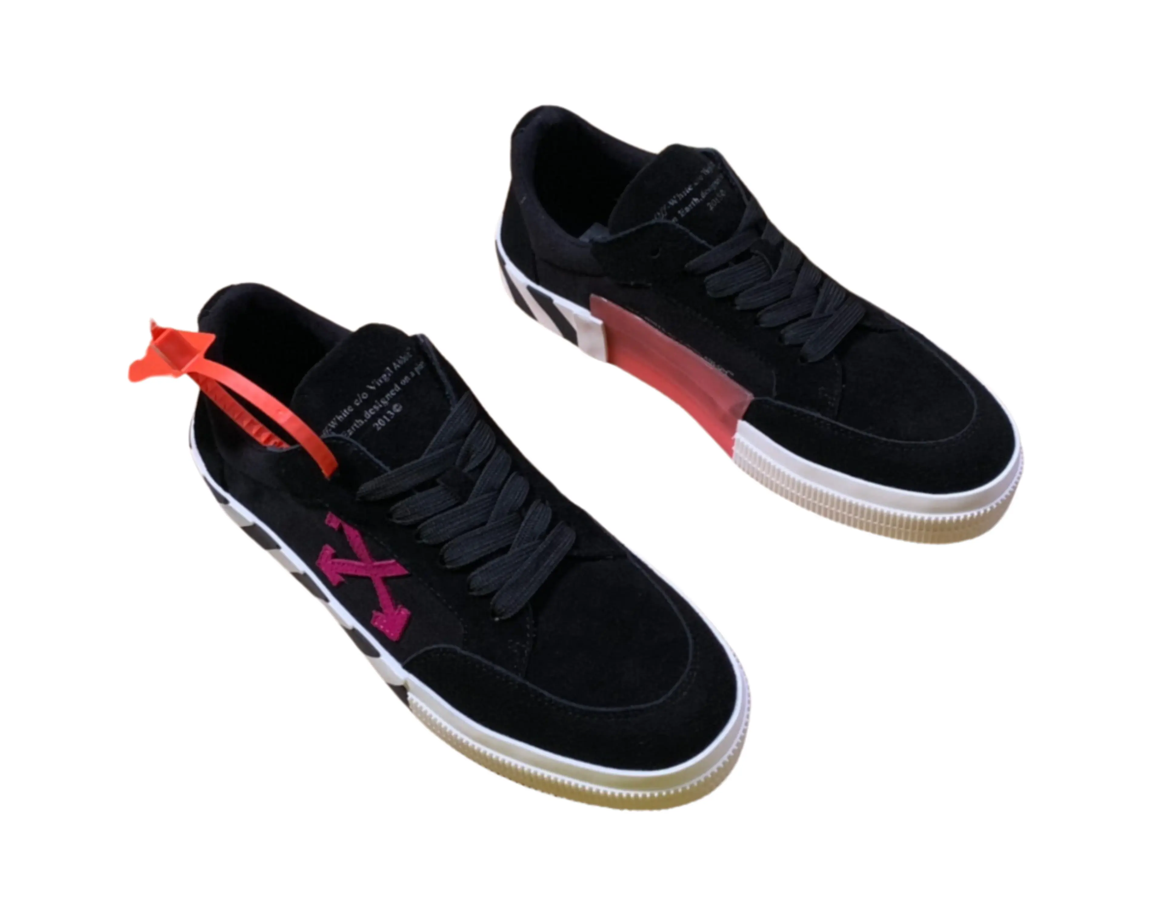 Off-White Vulcanized Low Top - Black & Fuchsia Off-White